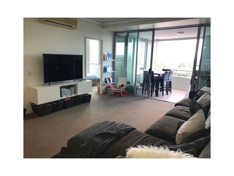 1108/360 Marine Parade, Labrador QLD 4215