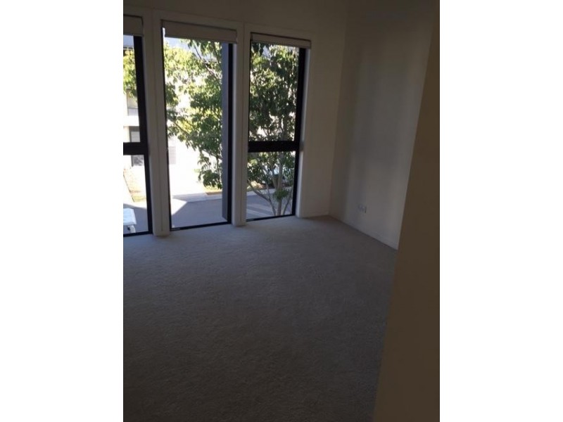 55 Easthill Drive, Robina QLD 4226