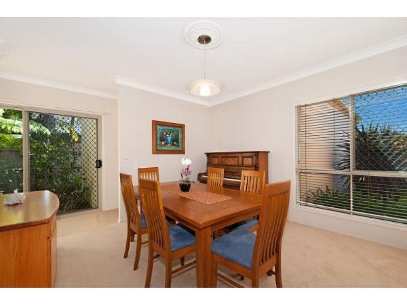 283 Easthill Drive, Robina QLD 4226