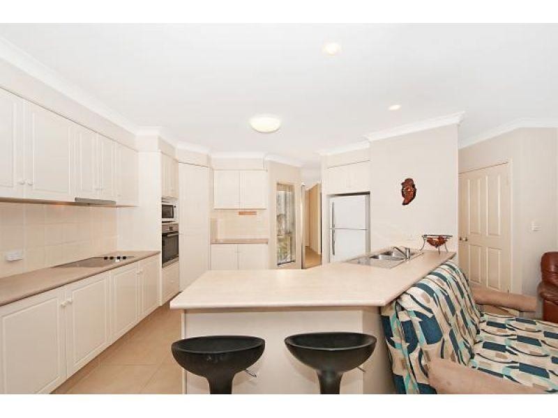 283 Easthill Drive, Robina QLD 4226
