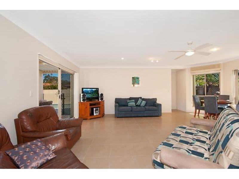 283 Easthill Drive, Robina QLD 4226