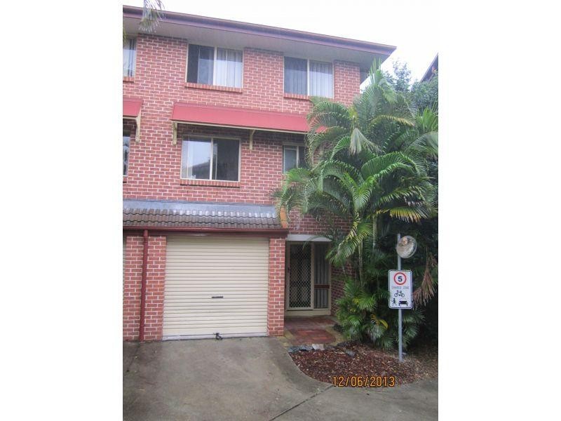 100 Racecourse Road, Bundall QLD 4217