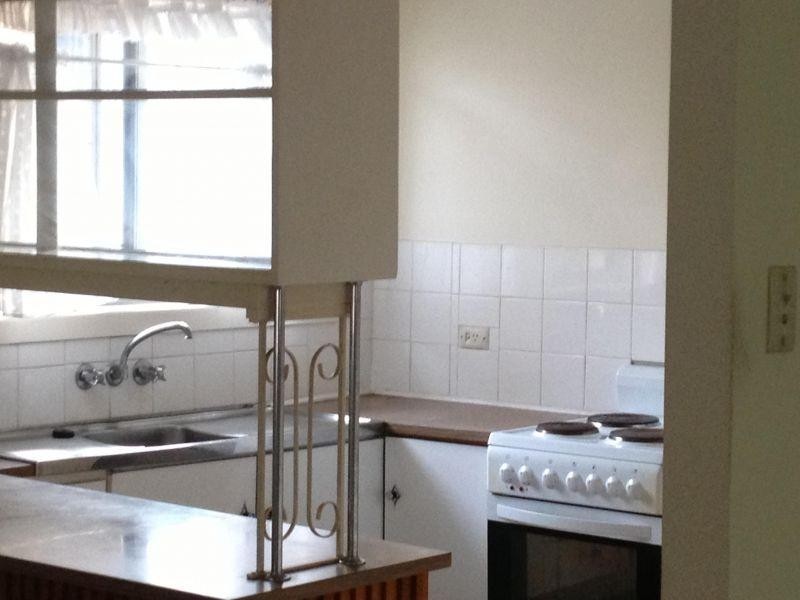 12 ELIZABETH, Broadbeach QLD 4218