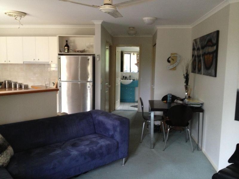 2607 gold coast hwy, Broadbeach QLD 4218