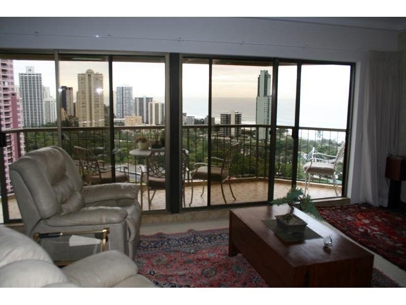 116/2 Admiralty Drive, Surfers Paradise QLD 4217