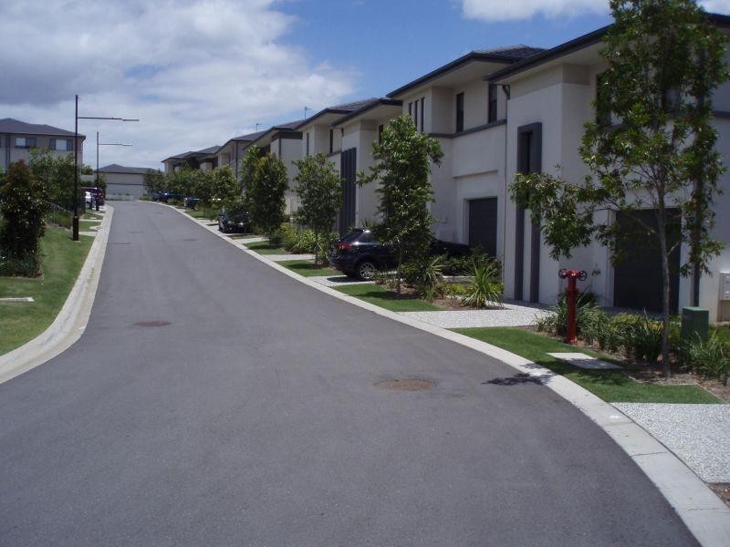 2 Bourton Road, Merrimac QLD 4226