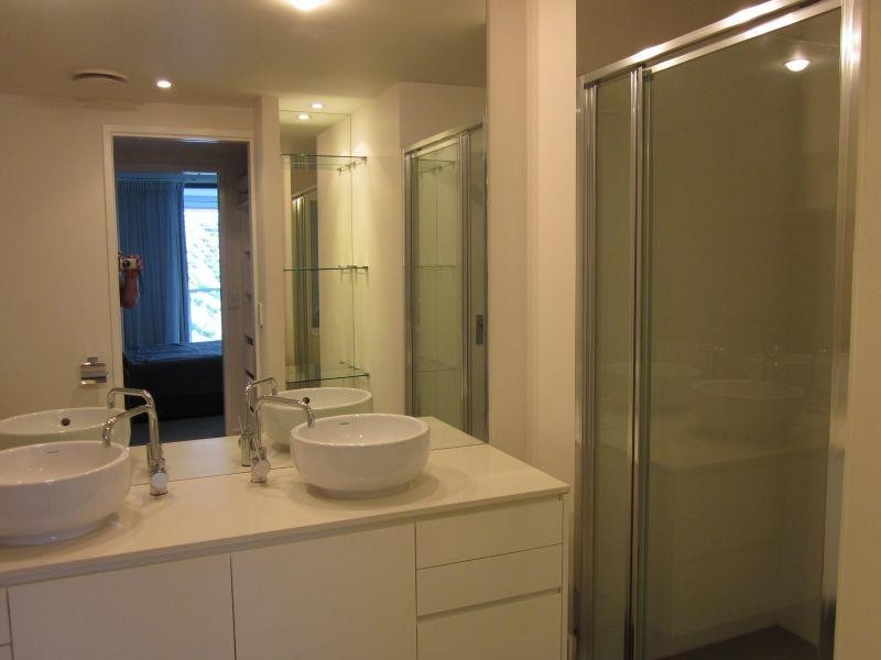 Unit 1405/438 Marine Parade, Biggera Waters QLD 4216