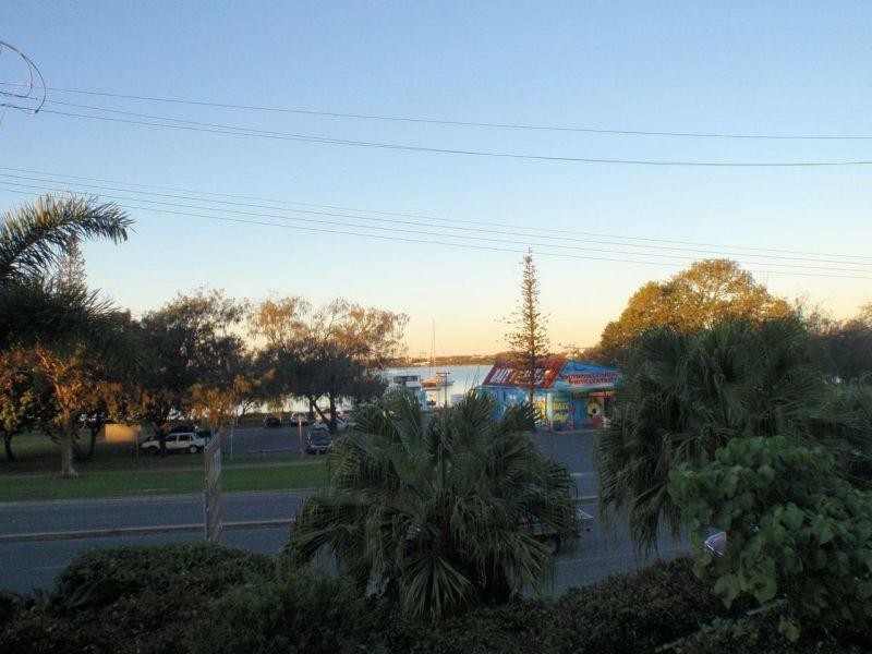 106 Marine Parade, Southport QLD 4215