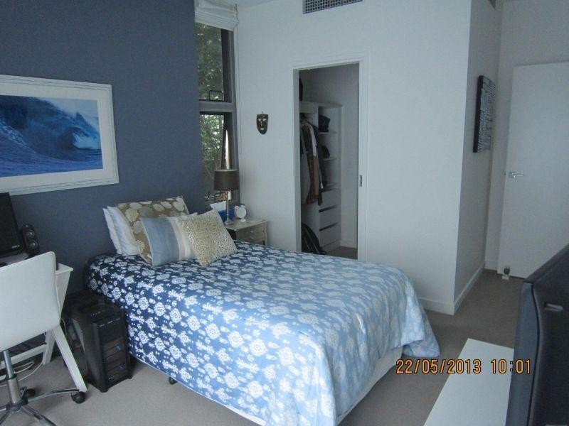 Unit 2002/438 Marine Parade, Biggera Waters QLD 4216