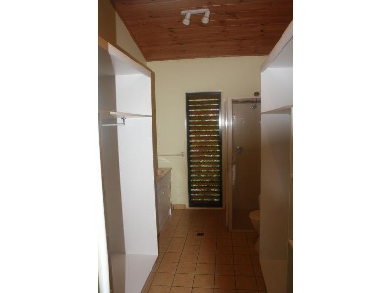 8 South Molle Bvld, Cannonvale QLD 4802