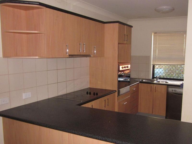 9 Mews WEST/99-101 Heeb Street, Benowa QLD 4217