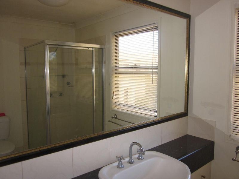 9 Mews WEST/99-101 Heeb Street, Benowa QLD 4217