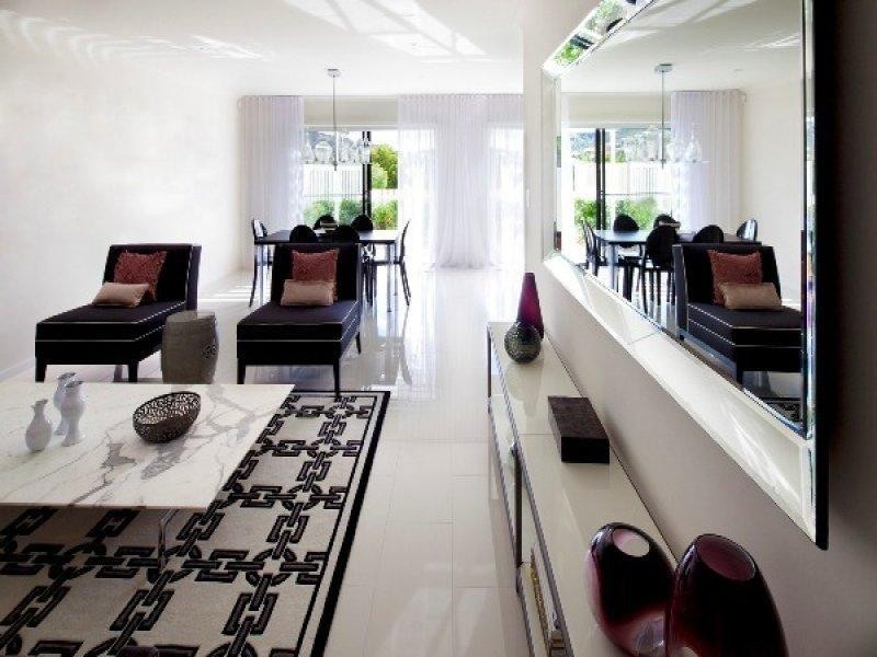 102 North Hill Drive, Robina QLD 4226