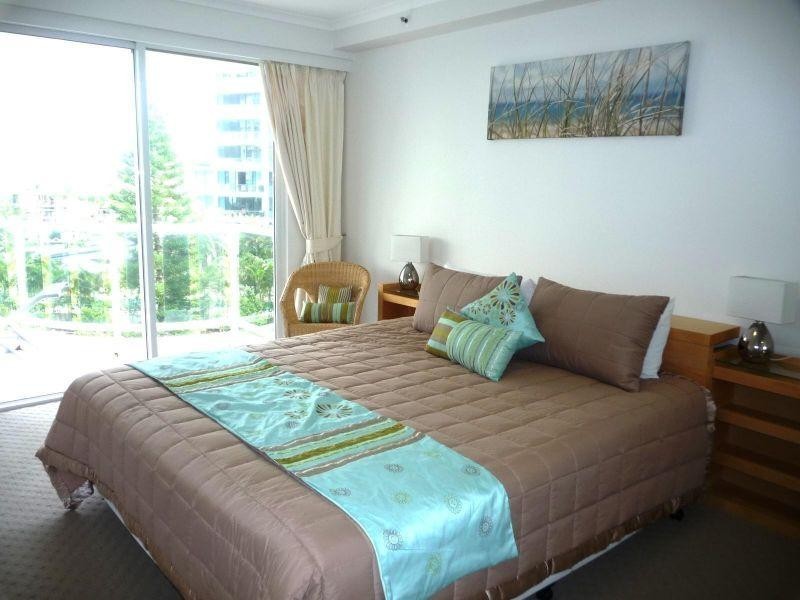 16/1-9 Hughes Avenue, Main Beach QLD 4217