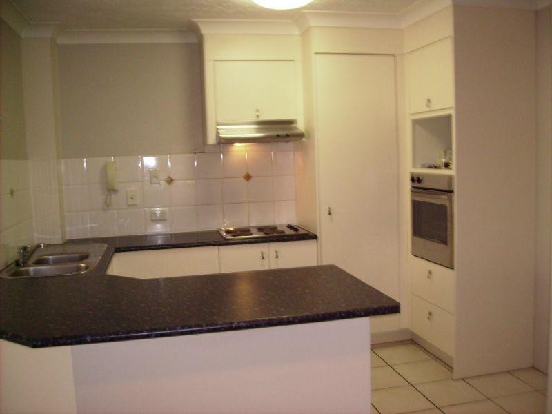 88 High, Southport QLD 4215