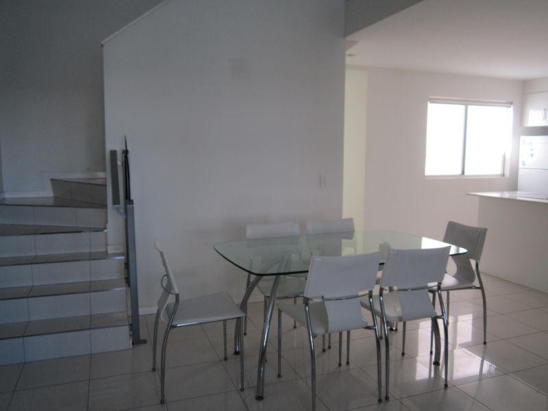 Unit 44/78 Merivale Street, South Brisbane QLD 4101