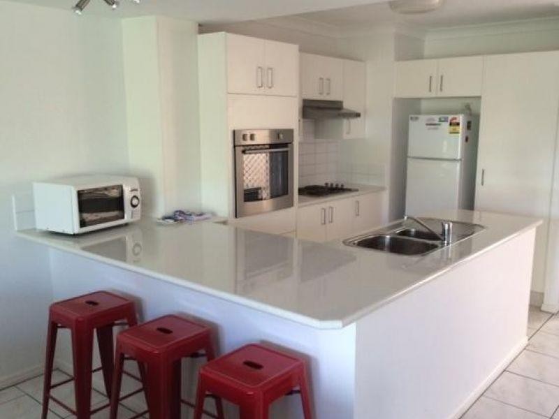 2 Coolgardie Street, Elanora QLD 4221