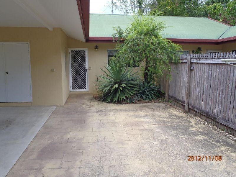 5-15 McGregor Street, Mooroobool QLD 4870