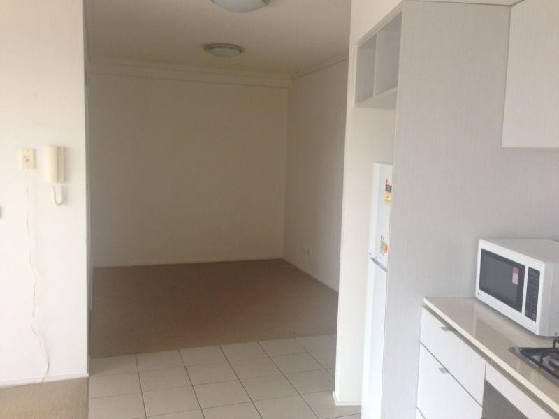 1045/18 Manning Street, Milton QLD 4064