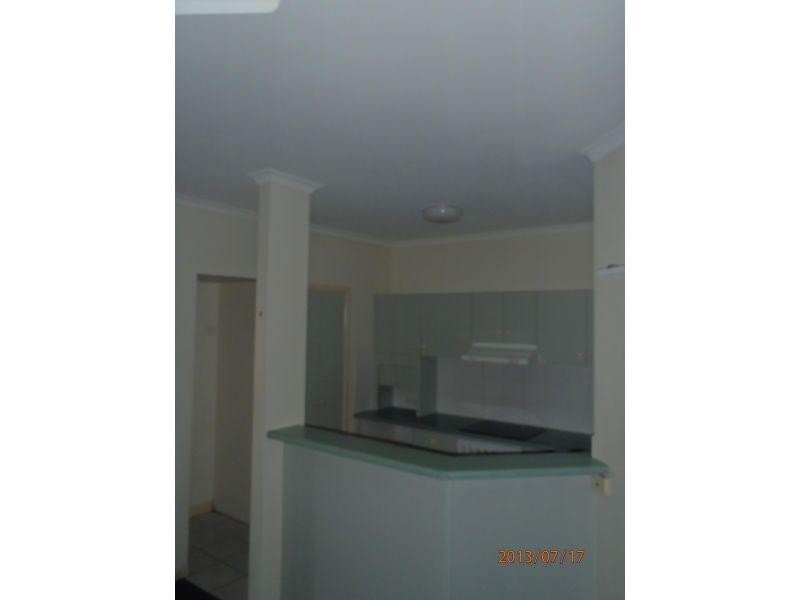 Unit 27/5-15 McGregor Street, Mooroobool QLD 4870