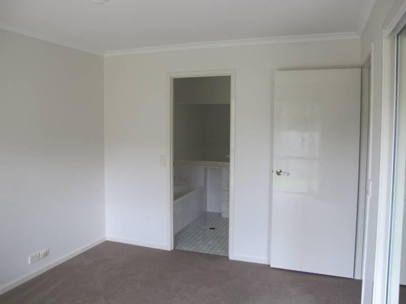 Unit 2/18 Denver Road, Carseldine QLD 4034