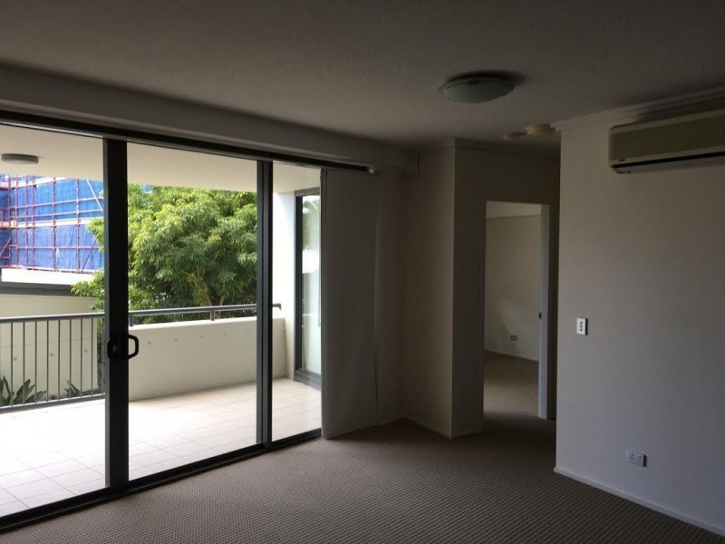 1032/18 Manning Street, Milton QLD 4064