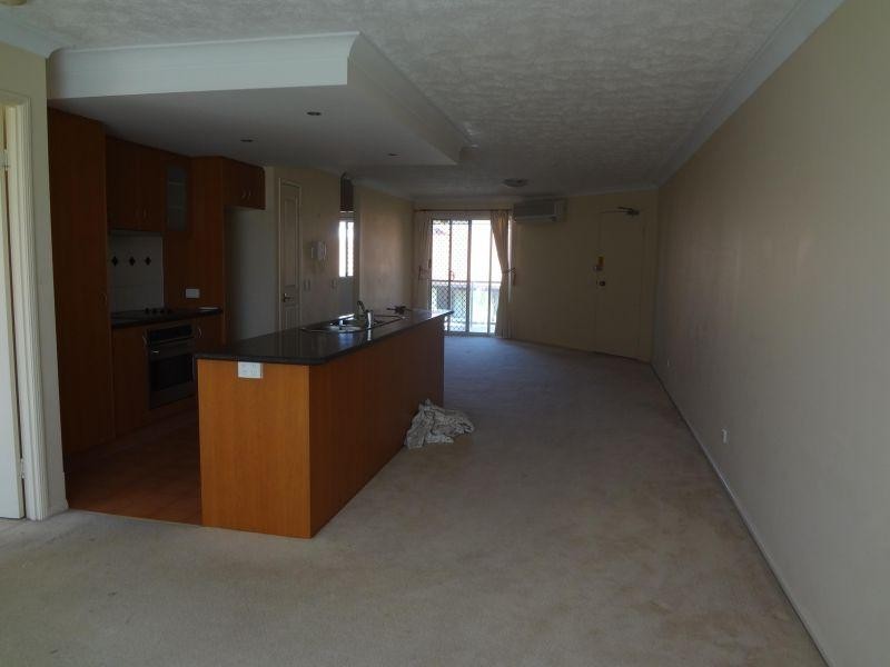 Johnson St/12 Lloyd Street, Southport QLD 4215