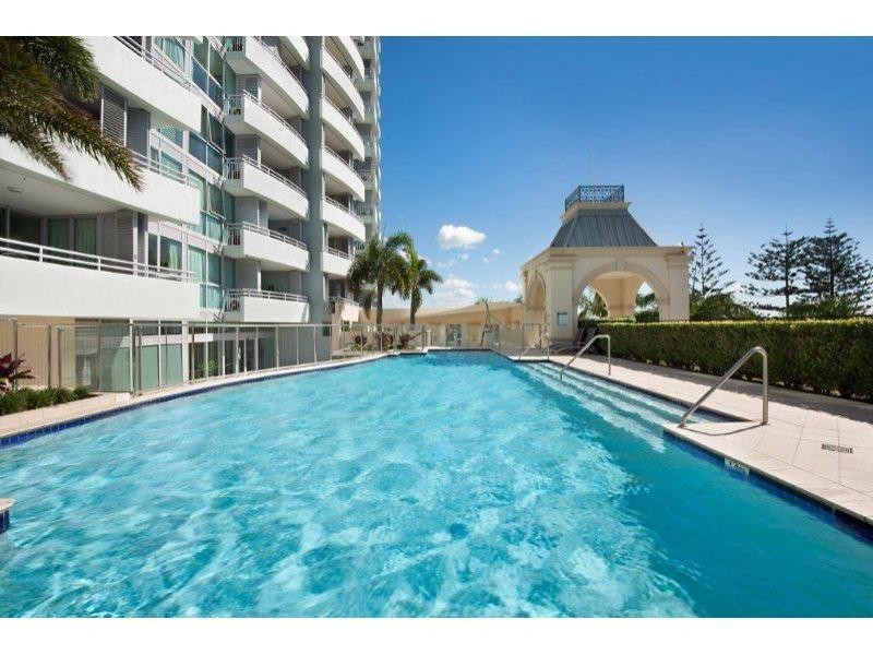 360 Marine Parade, Labrador QLD 4215