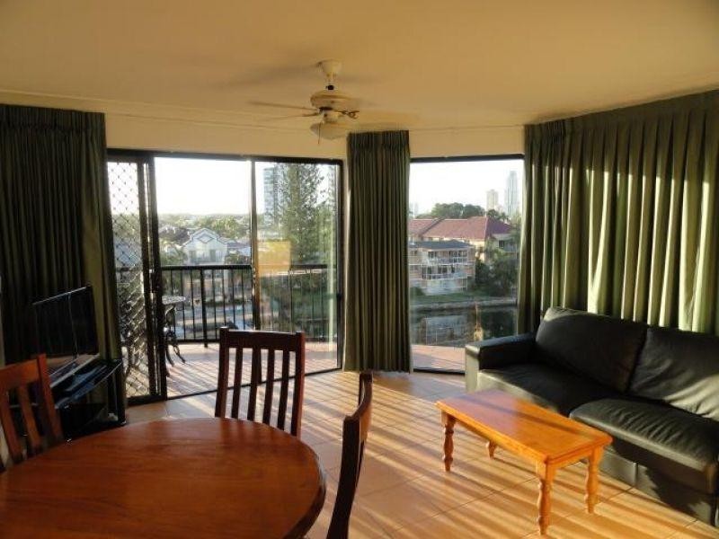 12 Paradise Island, Surfers Paradise QLD 4217