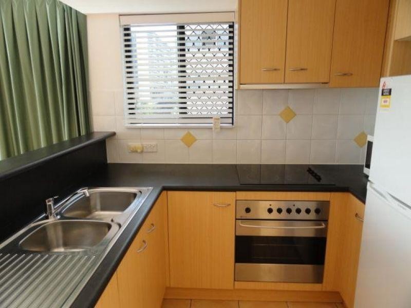 12 Paradise Island, Surfers Paradise QLD 4217