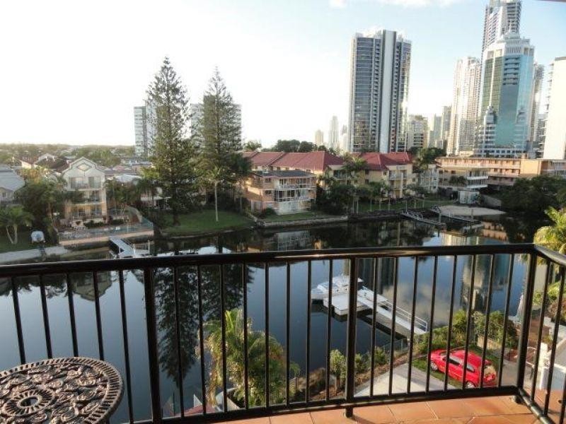 12 Paradise Island, Surfers Paradise QLD 4217