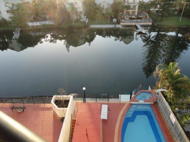 12 Paradise Island, Surfers Paradise QLD 4217