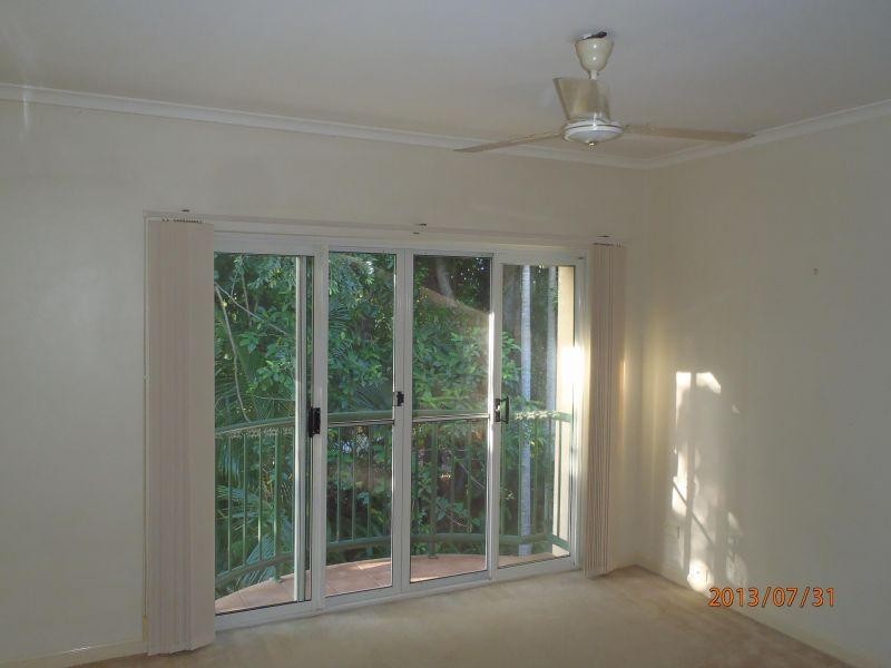 5-15 McGregor Street, Mooroobool QLD 4870