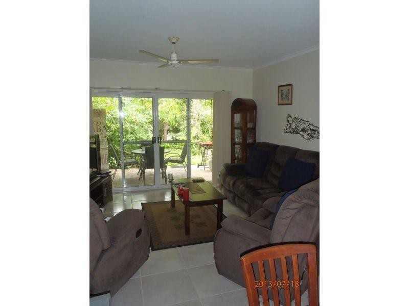5-15 McGregor Street, Mooroobool QLD 4870