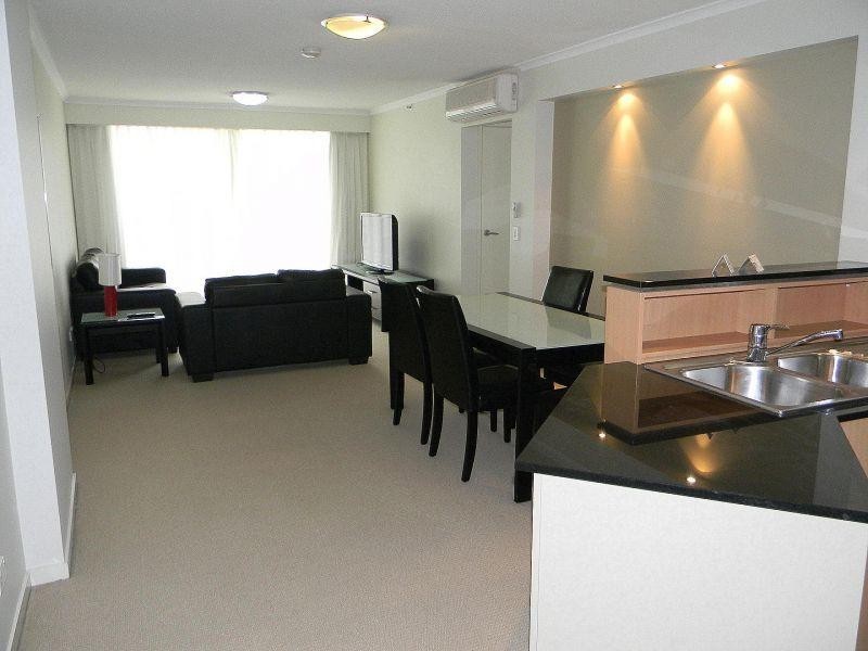 21 Cypress Avenue, Surfers Paradise QLD 4217