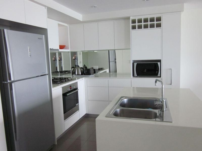 Unit 1405/438 Marine Parade, Biggera Waters QLD 4216