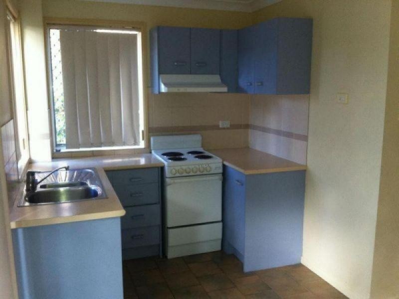 7-9 Illawong Street, Chevron Island QLD 4217