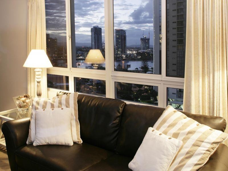 37/1-9 Hughes Avenue, Main Beach QLD 4217