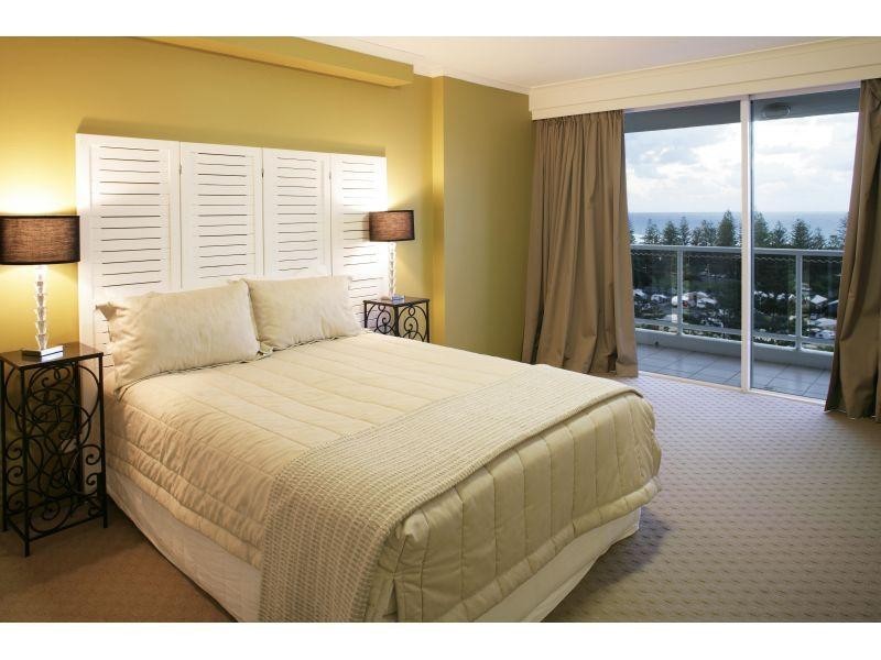 37/1-9 Hughes Avenue, Main Beach QLD 4217