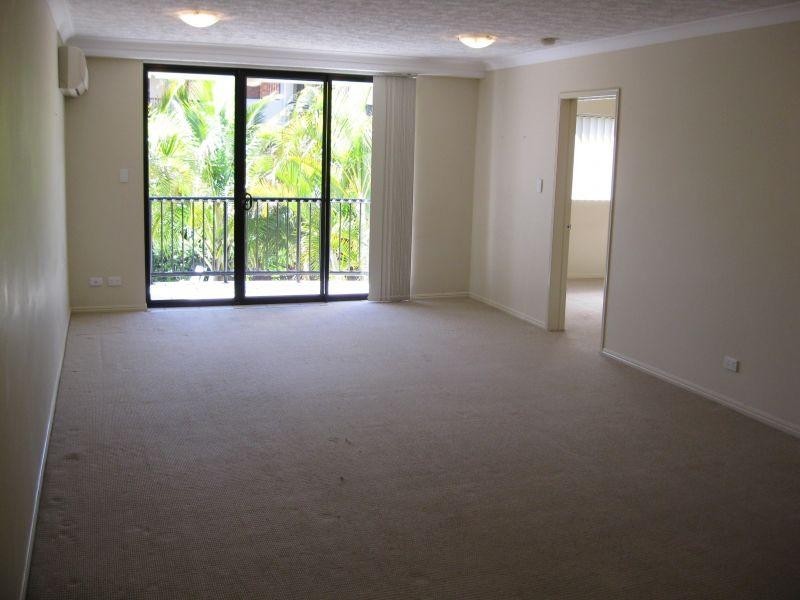 16 Markeri Street, Mermaid Beach QLD 4218