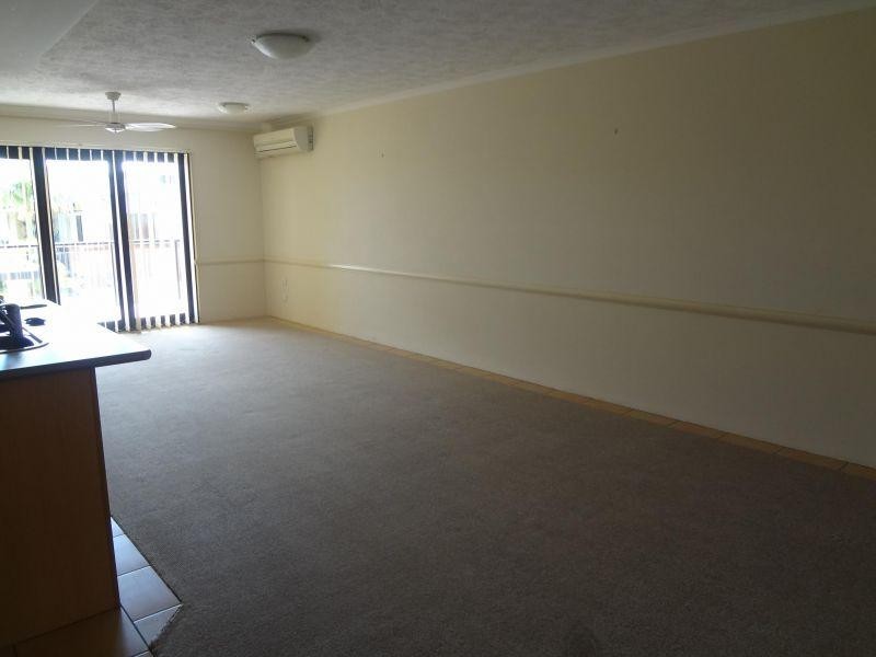 8 Lloyd Street, Southport QLD 4215