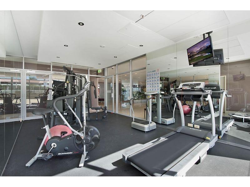 1109/360 Marine Parade, Labrador QLD 4215