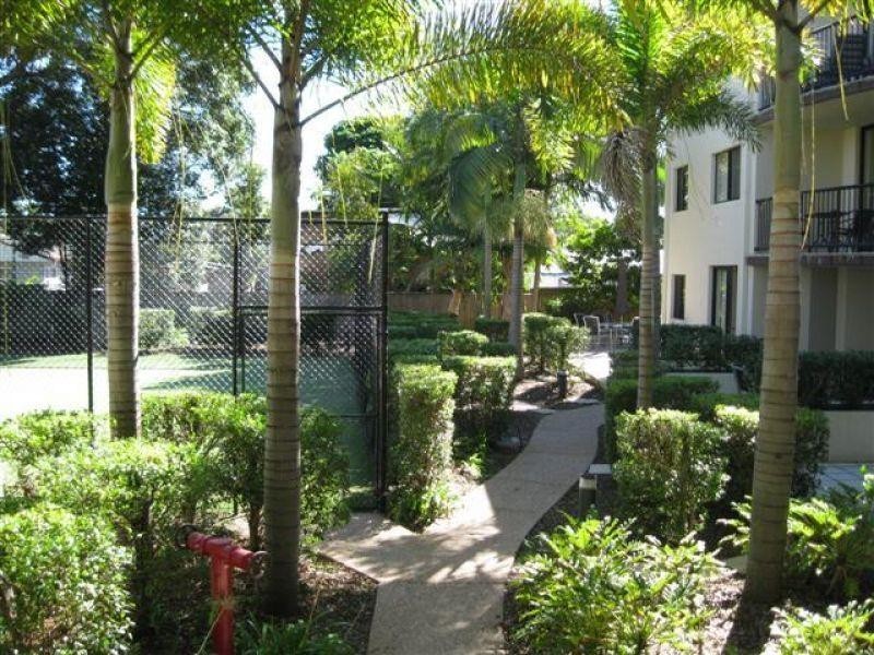 16 Markeri Street, Mermaid Beach QLD 4218