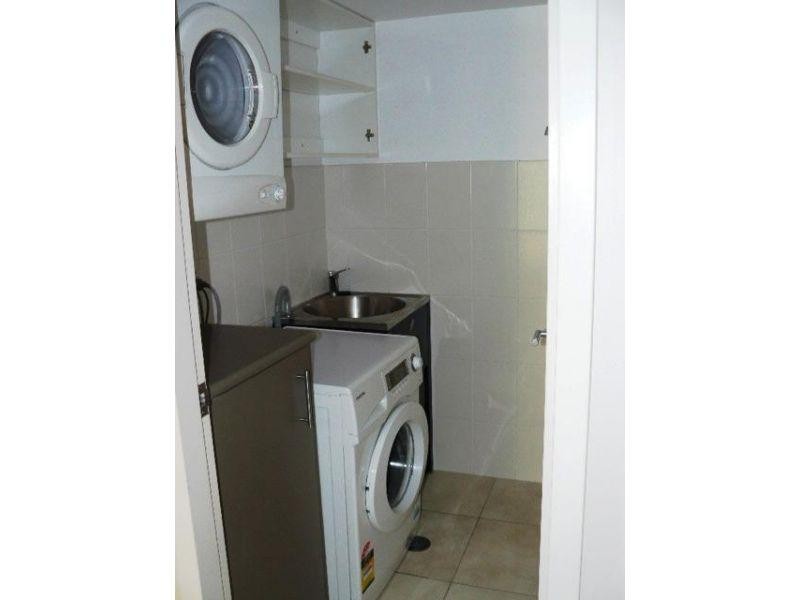 9 Bayview Street, Runaway Bay QLD 4216