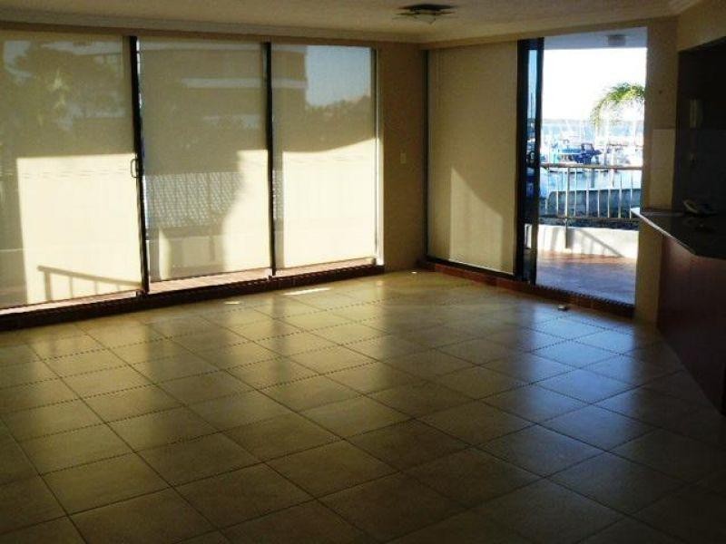 9 Bayview Street, Runaway Bay QLD 4216