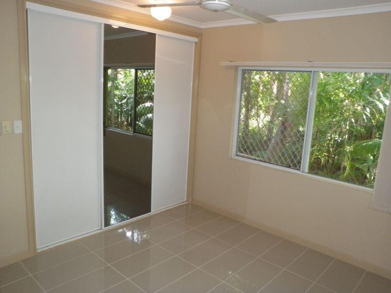 5-15 McGregor Street, Mooroobool QLD 4870