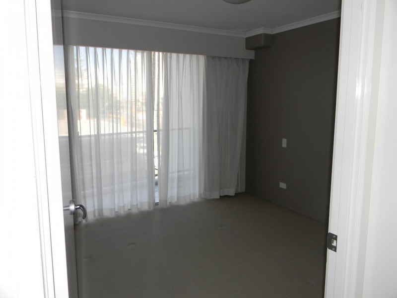 34/21 Cypress Avenue, Surfers Paradise QLD 4217