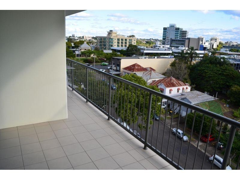 1085/18 Manning Street, Milton QLD 4064