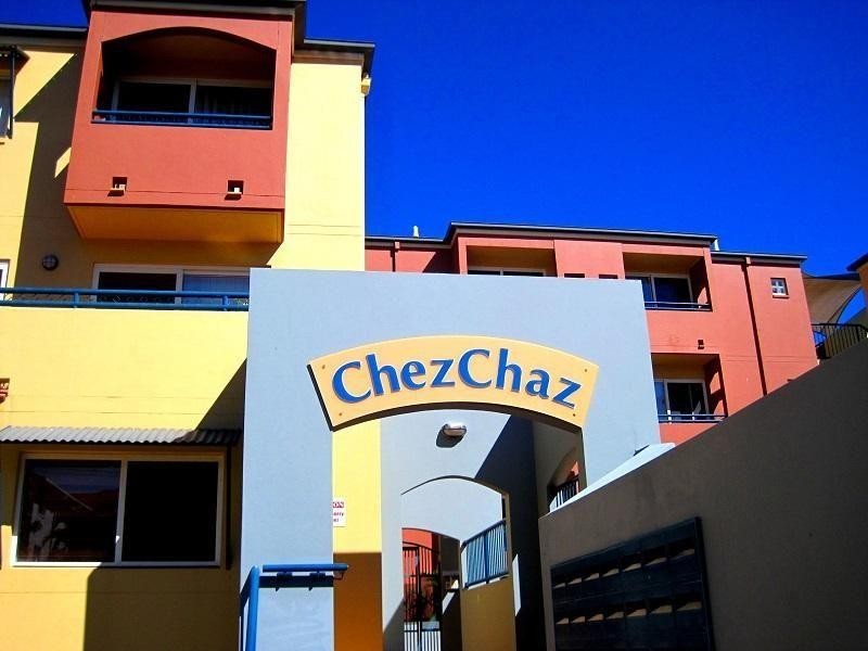 19/10-14  Purli Street, Chevron Island QLD 4217