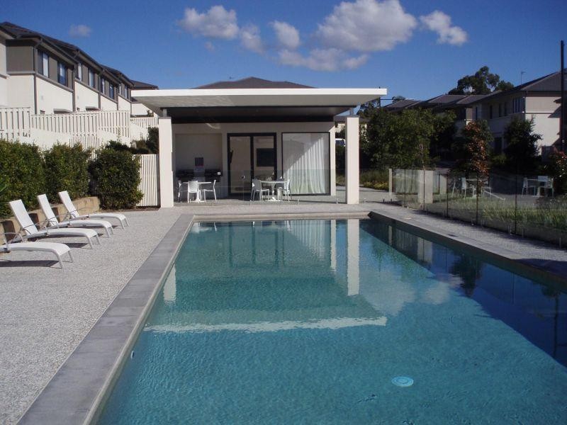 2 Bourton Road, Merrimac QLD 4226